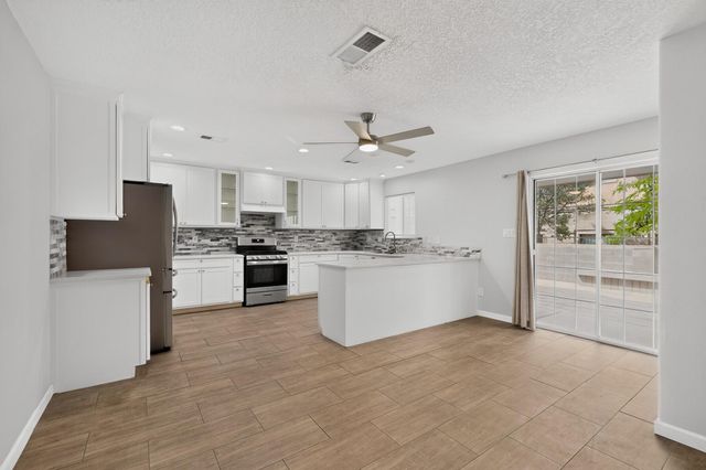 5008 Serena Circle NE, Albuquerque, NM 87111