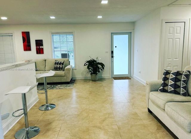 5920 SW 116th Ave, Miami, FL 33173