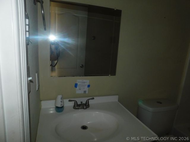 601 Meadowlark Lane, Warner, OK 74469