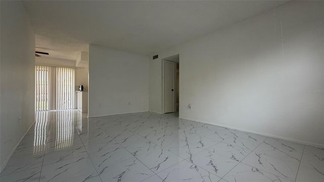 5325 CURRY FORD ROAD D206, Orlando, FL 32812