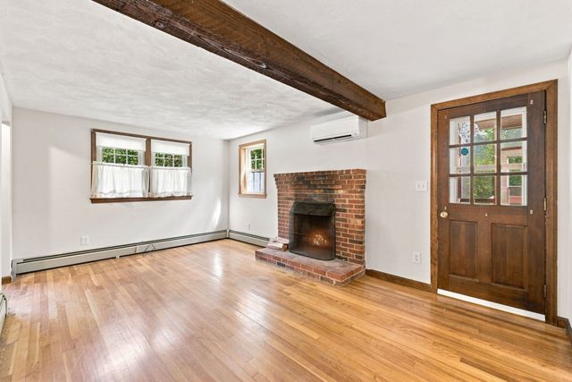 30 Ideal Ave, Chelmsford, MA 01824