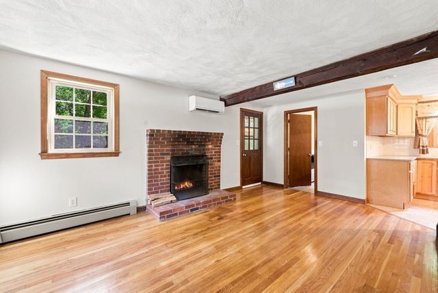 30 Ideal Ave, Chelmsford, MA 01824