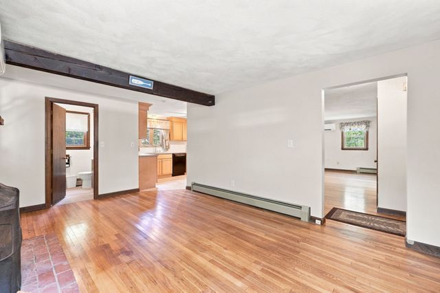 30 Ideal Ave, Chelmsford, MA 01824