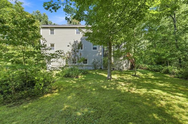 30 Ideal Ave, Chelmsford, MA 01824
