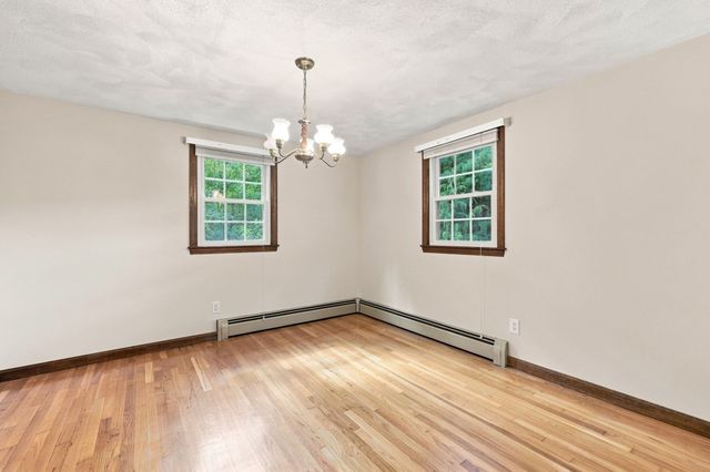 30 Ideal Ave, Chelmsford, MA 01824
