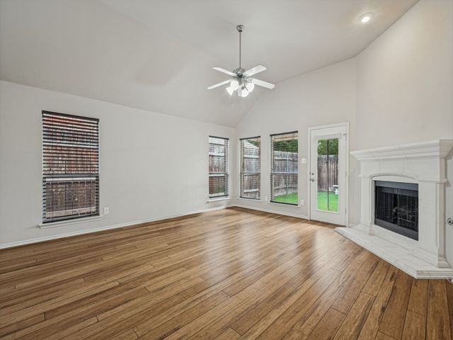 1513 Enchanted Rock Trail, Mckinney, TX 75072