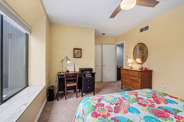 156 Carberry Hill Court, Kalamazoo, MI 49006