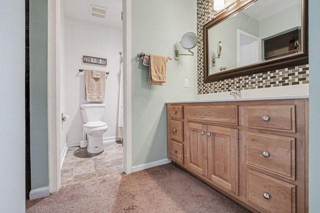 156 Carberry Hill Court, Kalamazoo, MI 49006