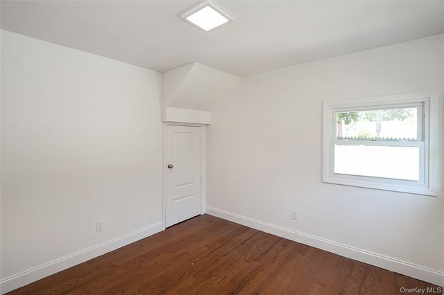 37 Lancaster Place, Hempstead, NY 11550