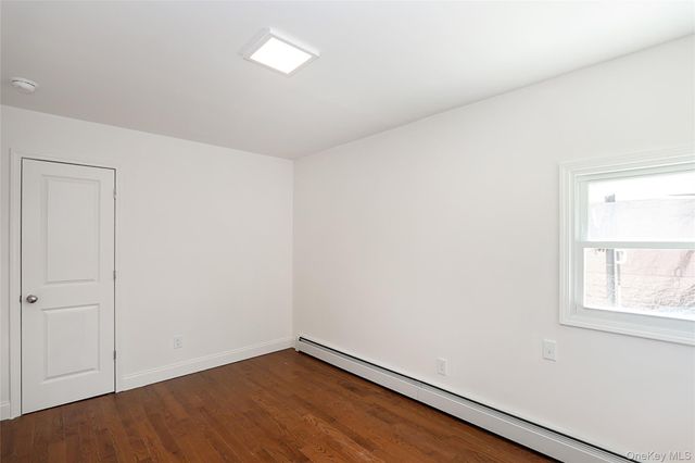 37 Lancaster Place, Hempstead, NY 11550