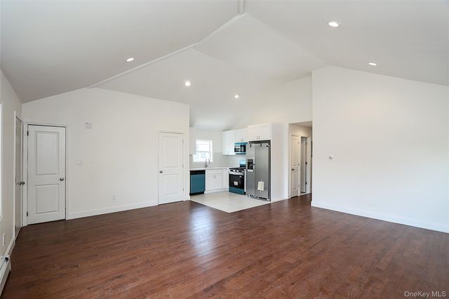 37 Lancaster Place, Hempstead, NY 11550