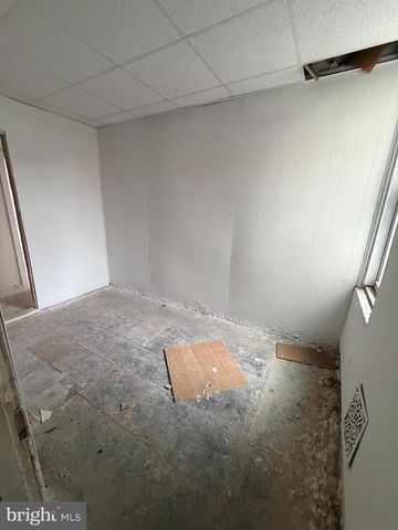 1940 HART LN, Philadelphia, PA 19134