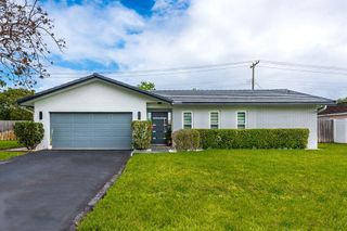 115 St Cloud Lane, Boca Raton, FL 33431