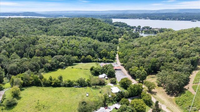 6126 Muscadine Lane, Harrison, TN 37341