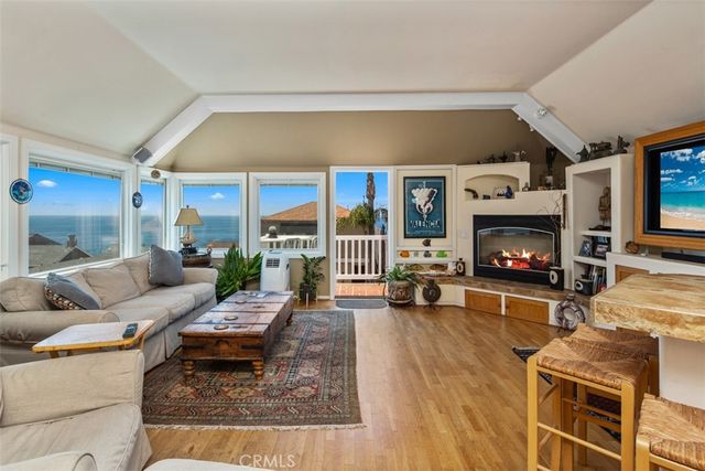 181 SUNSET Terrace, Laguna Beach, CA 92651