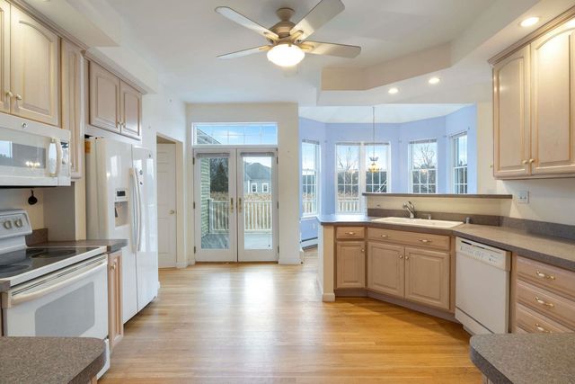 1 River Farm Road, York, ME 03909