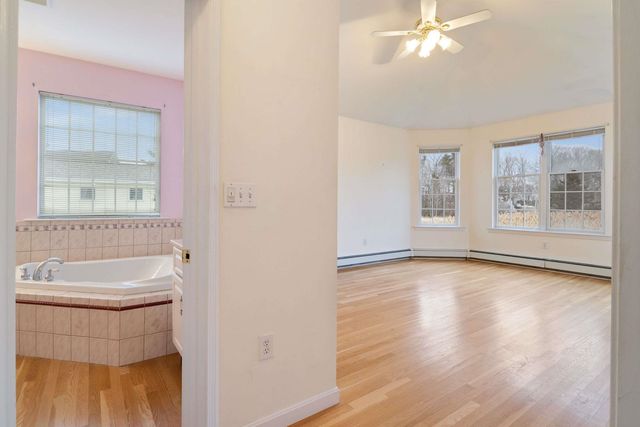 1 River Farm Road, York, ME 03909