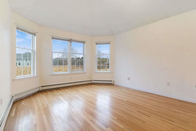 1 River Farm Road, York, ME 03909