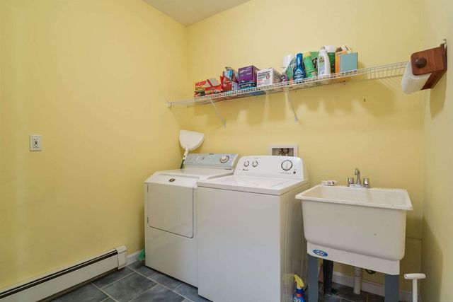 1 River Farm Road, York, ME 03909