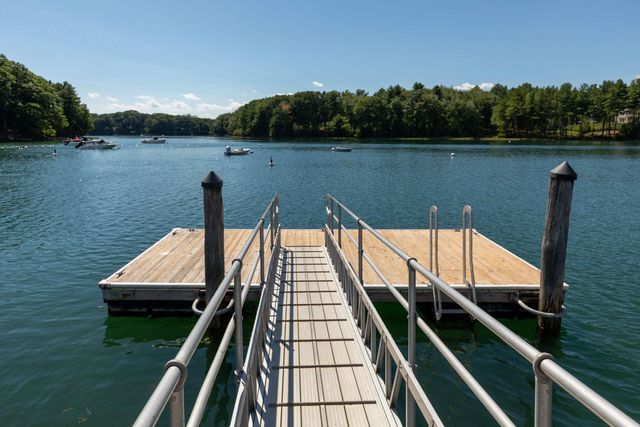 1 River Farm Road, York, ME 03909