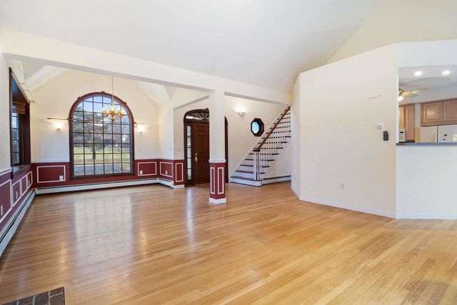 1 River Farm Road, York, ME 03909