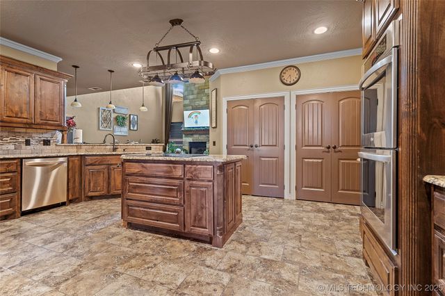 12600 State Highway 32 Highway, Marietta, OK 73448