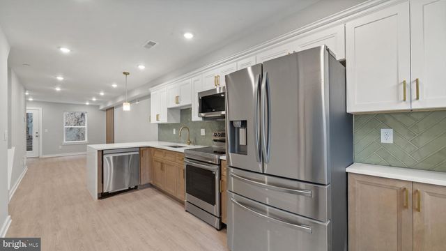 1432 OGDEN ST #1, Philadelphia, PA 19130