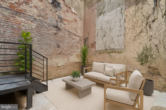 1432 OGDEN ST #1, Philadelphia, PA 19130