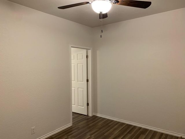 507 S Scullin Avenue, Denison, TX 75020