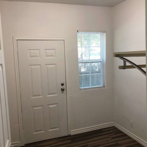 507 S Scullin Avenue, Denison, TX 75020