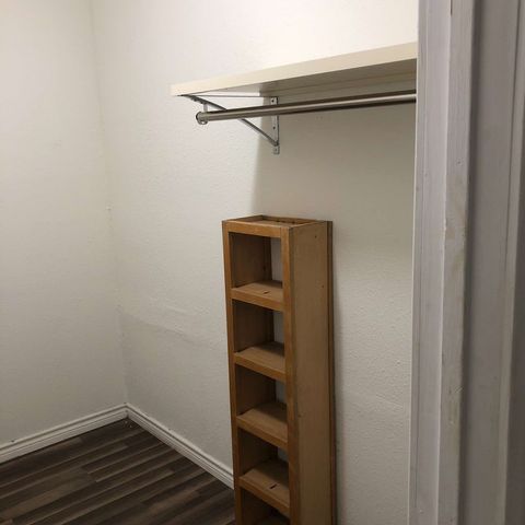 507 S Scullin Avenue, Denison, TX 75020