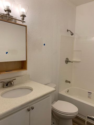 507 S Scullin Avenue, Denison, TX 75020