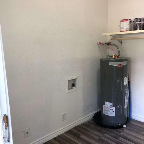 507 S Scullin Avenue, Denison, TX 75020