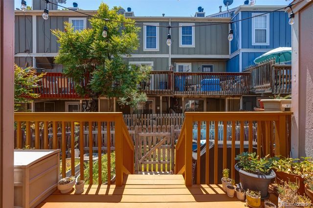 8210 S Fillmore Circle, Littleton, CO 80122