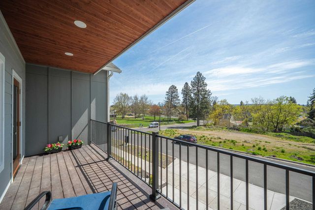 1212 W CORA Ave, Spokane, WA 99205