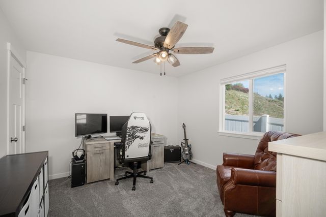 1212 W CORA Ave, Spokane, WA 99205