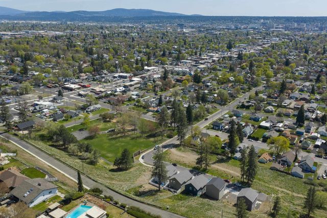 1212 W CORA Ave, Spokane, WA 99205