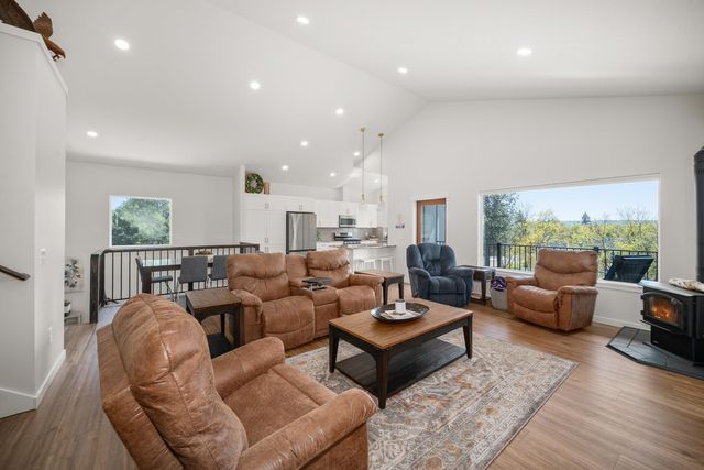 1212 W CORA Ave, Spokane, WA 99205