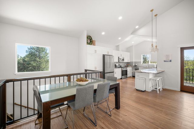 1212 W CORA Ave, Spokane, WA 99205