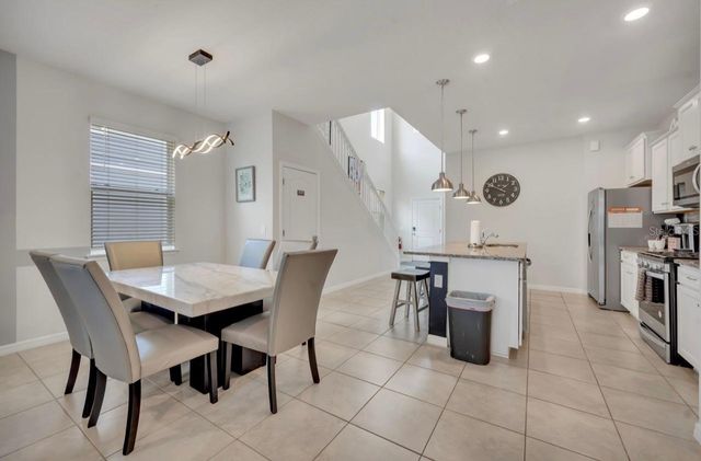 7204 OAKMOSS LOOP, Davenport, FL 33837