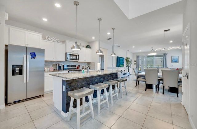 7204 OAKMOSS LOOP, Davenport, FL 33837