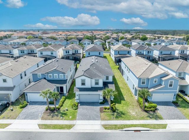 7204 OAKMOSS LOOP, Davenport, FL 33837