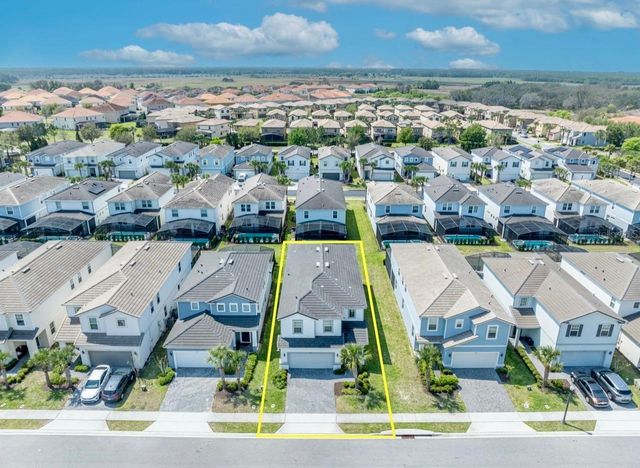 7204 OAKMOSS LOOP, Davenport, FL 33837