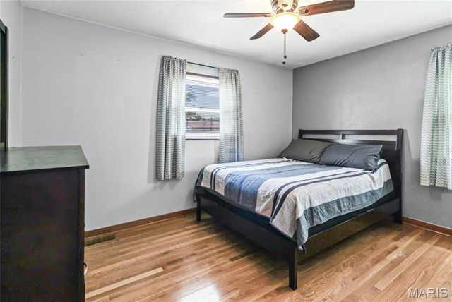 4052 Green Park Rd, Mehlville, MO 63123