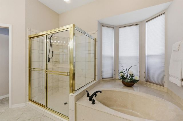 7029 LENNOX PLACE, University Park, FL 34201