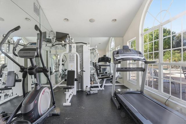 7029 LENNOX PLACE, University Park, FL 34201