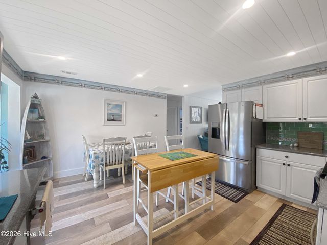 102 NE 21st Street, Oak Island, NC 28465