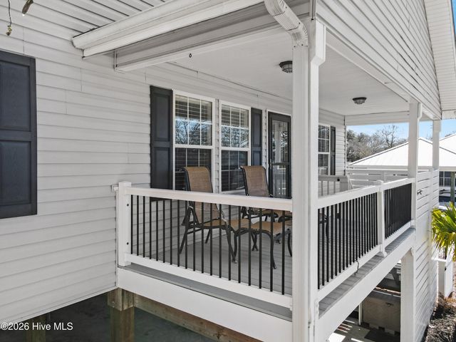 102 NE 21st Street, Oak Island, NC 28465