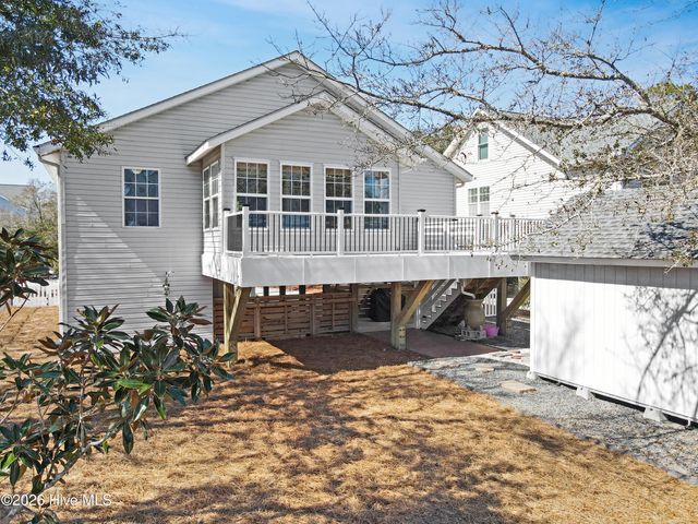 102 NE 21st Street, Oak Island, NC 28465