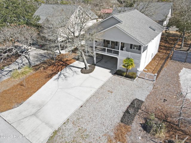 102 NE 21st Street, Oak Island, NC 28465
